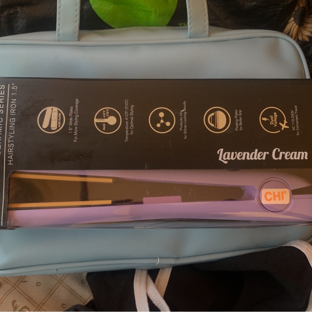 CHI Lavender Cream Hairstyling Iron